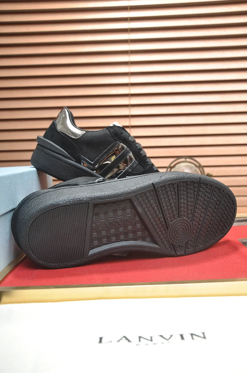 Men's men's shoes💰540💶[LANVIN] The latest lace-up fashionable casual couple sneakers, high-quality CLAY couple series‼ ️ The latest trendy products of the season 🌈Many bloggers have planted grass and purchased the original open-mold customization. The upper and outsole are sewn with mark threads without edge sealing. A variety of material splicing combination design. Very versatile for fashionable and casual wear. Comfortable on the feet. Self-recommended. Upper cowhide + cow suede + breathable mesh lining. Foot-padding cowhide. Exclusive original open-mold clear logo rubber outsole ⚠️Couple standard size 36-40 for women and 38-44 for men.